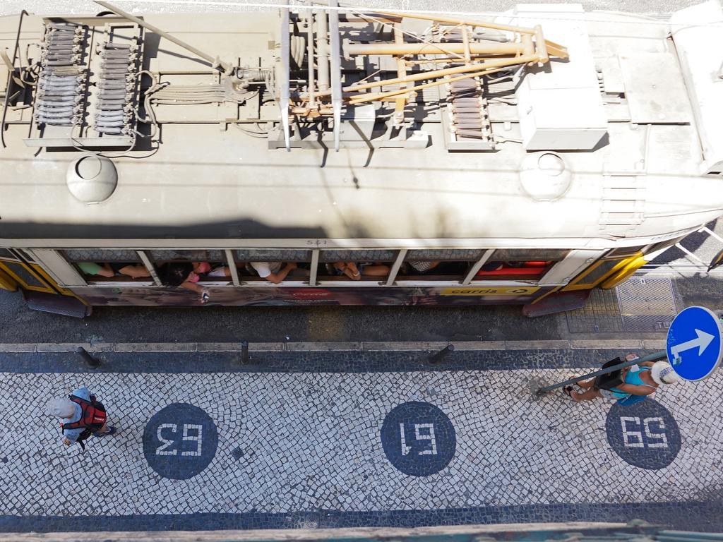 Combro By Patio 25 Apartment Lisboa Ngoại thất bức ảnh